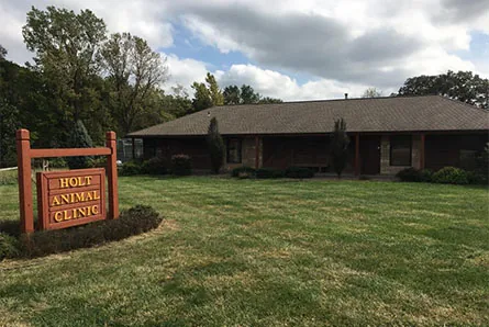 Exterior of the Holt Animal Clinic building